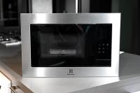 Микроволновая печь Electrolux EMS4253TEX
