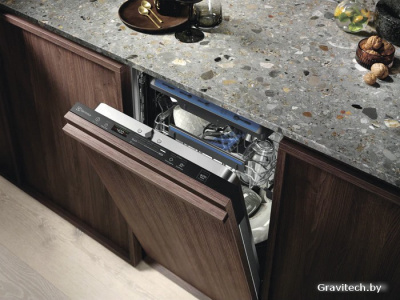 Встраиваемая посудомоечная машина Electrolux EEM43211L