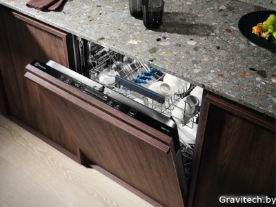 Встраиваемая посудомоечная машина Electrolux EEQ947200L