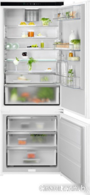 Холодильник Electrolux ENP7TD75S