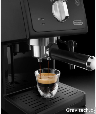 Рожковая помповая кофеварка DeLonghi ECP 31.21