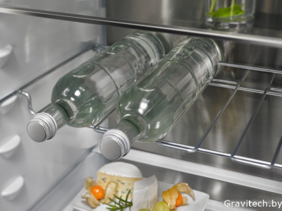 Холодильник Electrolux ENC8MD19S