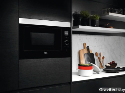 Микроволновая печь AEG MBE2658DEM