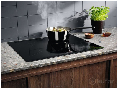 Варочная панель Electrolux EIS62443