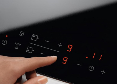 Варочная панель Electrolux EHF6342XOK