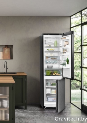 Холодильник Liebherr CNbdd 5733 Plus