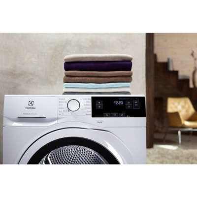 Сушильная машина Electrolux EW8HR359S