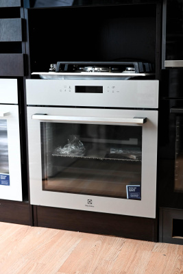Электрический духовой шкаф Electrolux SenseCook 700 LOE7F31S