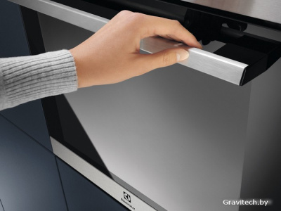 Электрический духовой шкаф Electrolux SurroundCook 600 EOF3H70X